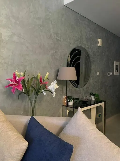 Amazing 1Br In Downtown 2Mins Walk To Dubai Mall 0*,  United Arab Emirates