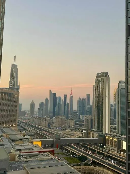 Amazing 1Br In Downtown 2Mins Walk To Dubai Mall